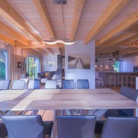 Ferienhaus Kondor 253 *